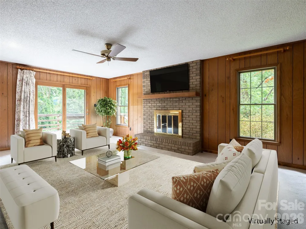 40 Applecross Road Weaverville, NC 28787