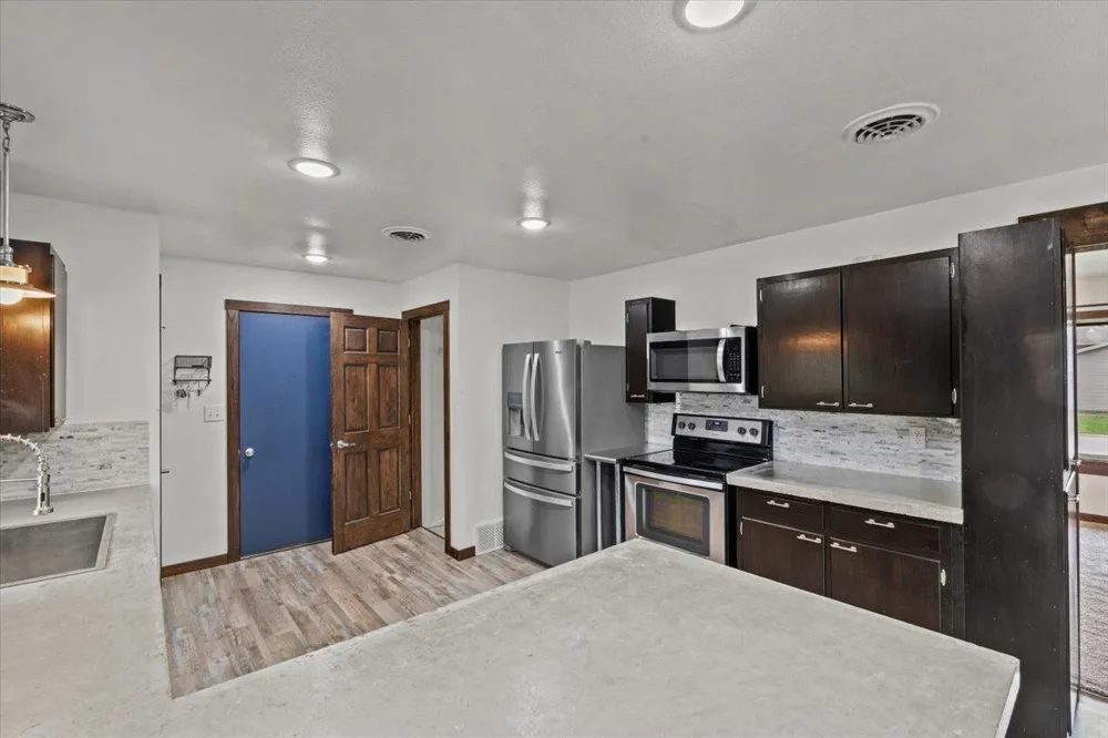 248 Wegener Drive Breckenridge, MN 56520