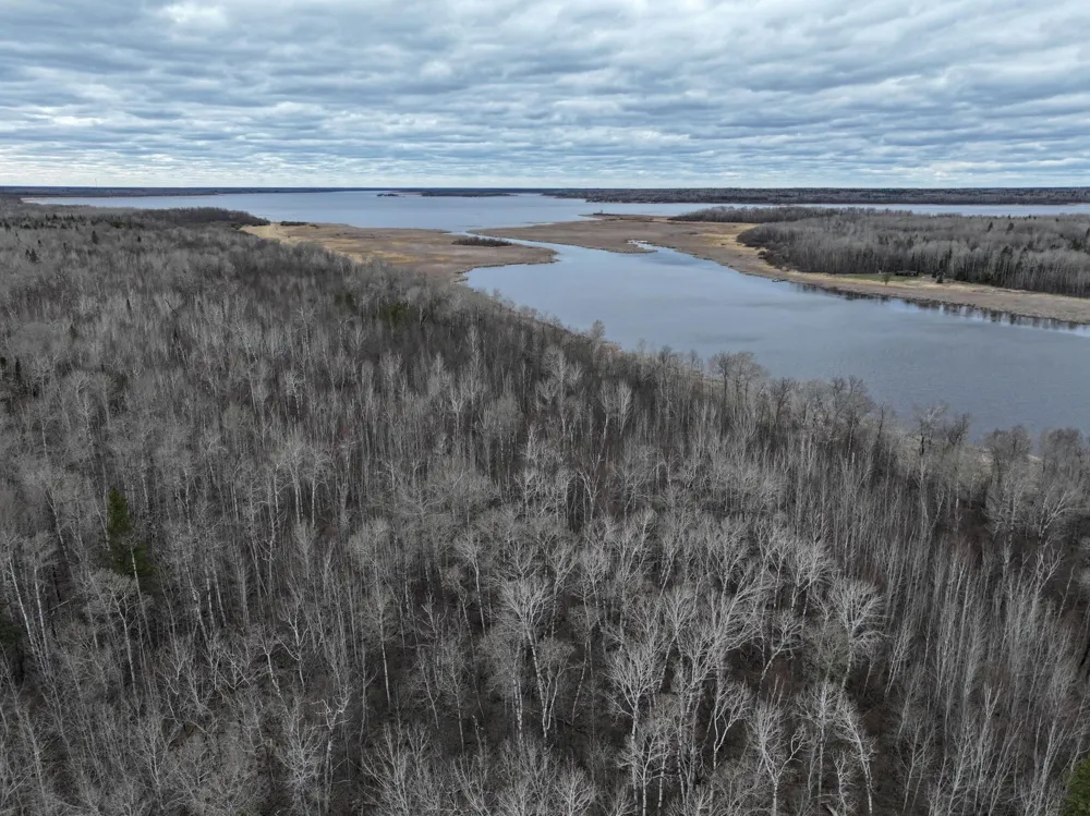 7710 Youngs Bay Drive NW Angle Inlet, MN 56711