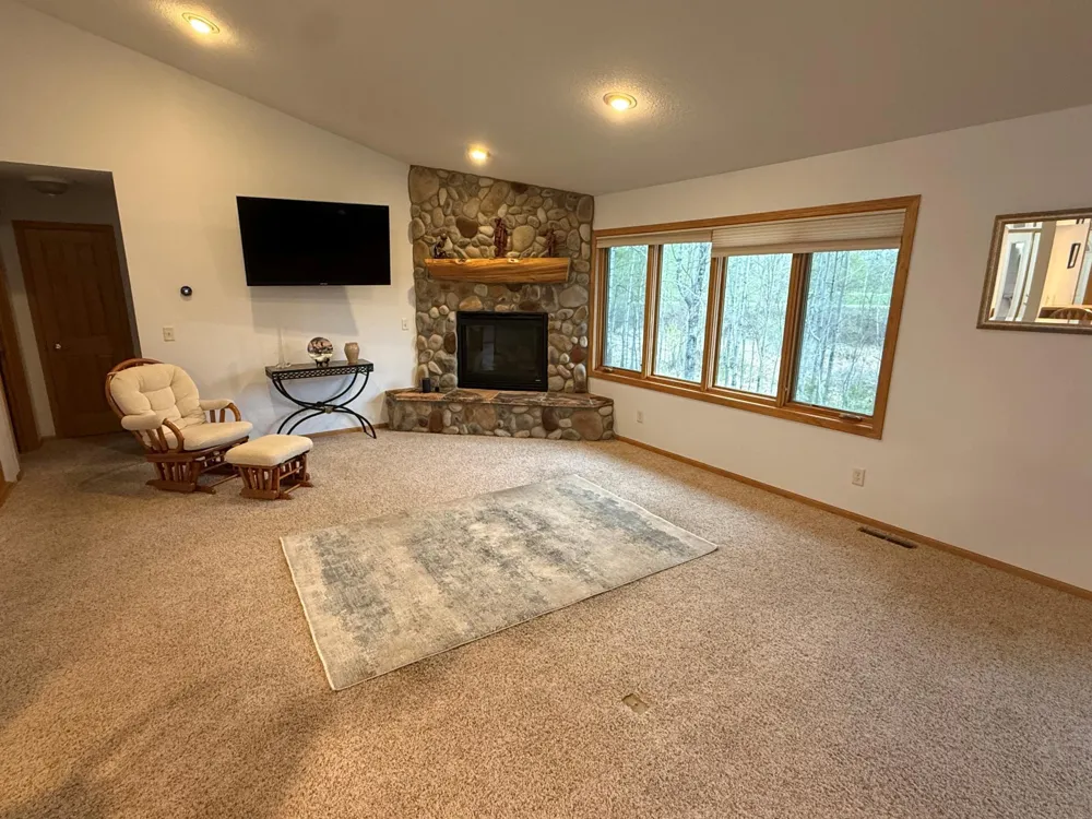 20170 SUGARBROOKE LN Cohasset, MN 55721
