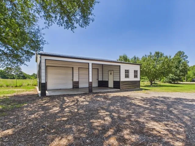 8677 State Highway 19 S Athens, TX 75751