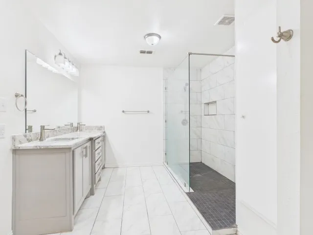 8677 State Highway 19 S Athens, TX 75751