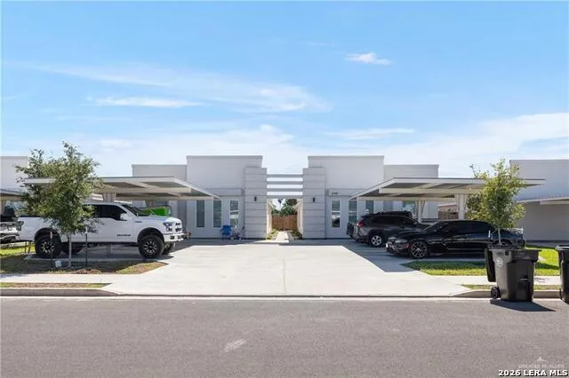 2705 Sage Dr Weslaco, TX 78596
