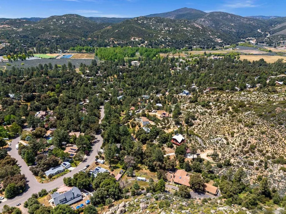 Rocky Pass RD Pine Valley, CA 91962