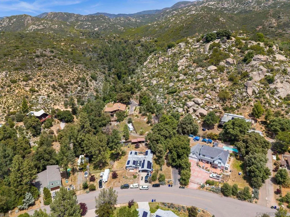 Rocky Pass RD Pine Valley, CA 91962