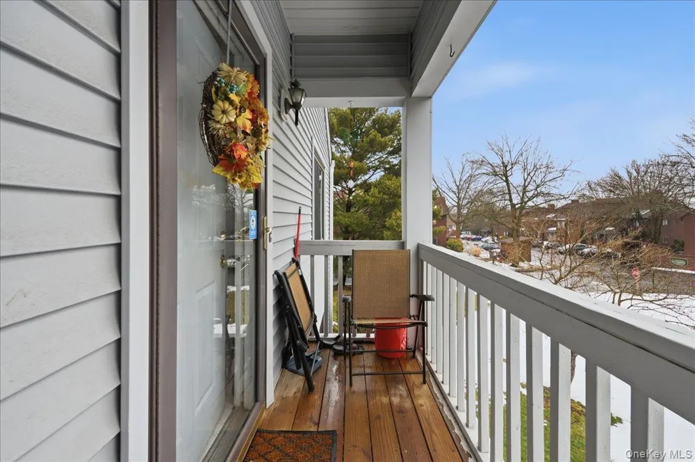 9 Country Place Mohegan Lake, NY 10547