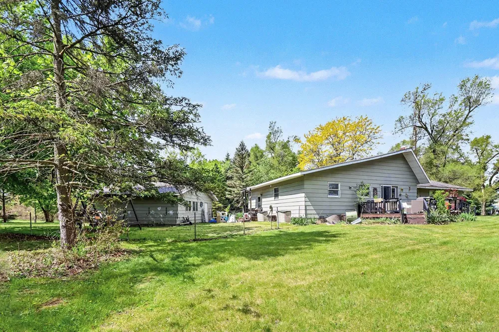 165 East Avenue Grass Lake, MI 49240
