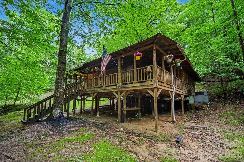 260 Cherrywood Lane Sharon, SC 29742