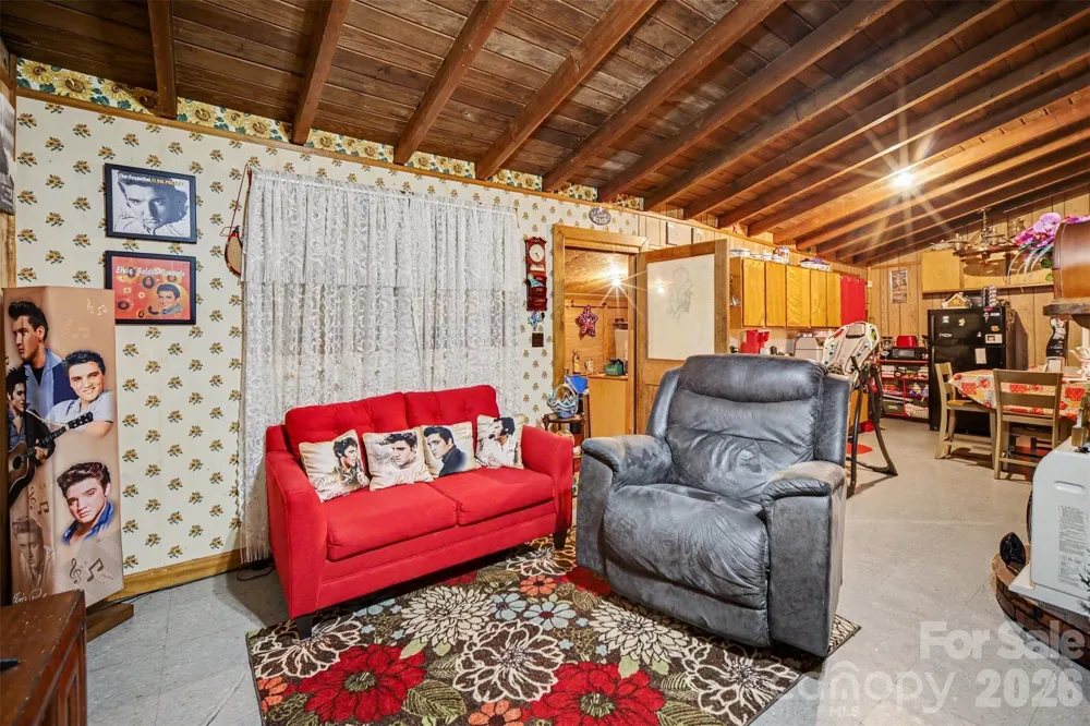 260 Cherrywood Lane Sharon, SC 29742