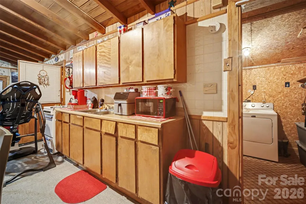 260 Cherrywood Lane Sharon, SC 29742