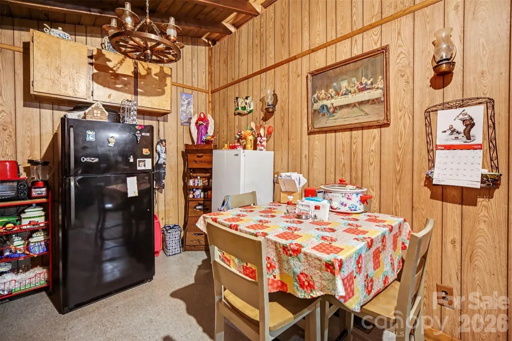 260 Cherrywood Lane Sharon, SC 29742