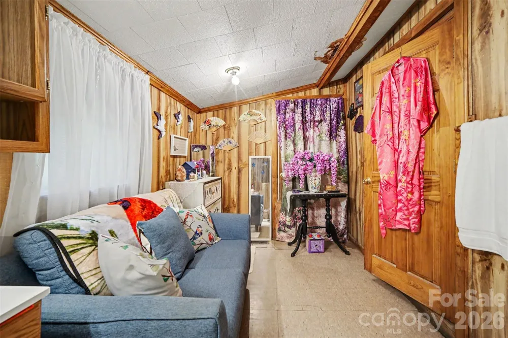 260 Cherrywood Lane Sharon, SC 29742