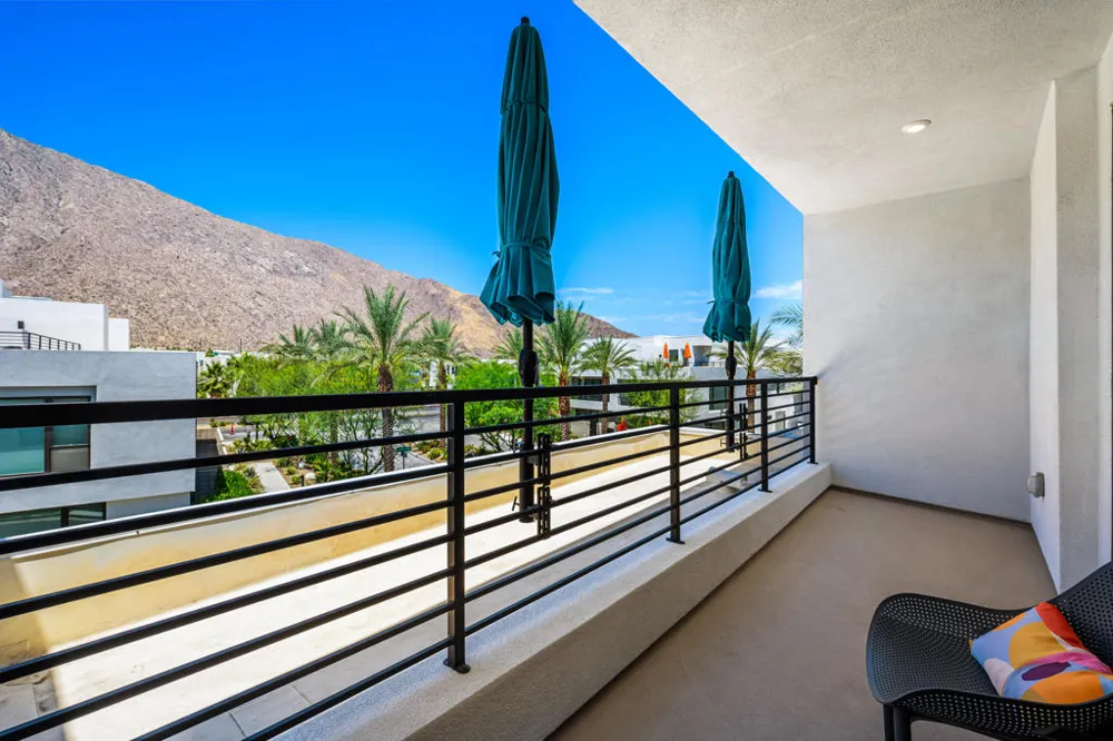 890 Cameron Center Drive Palm Springs, CA 92264