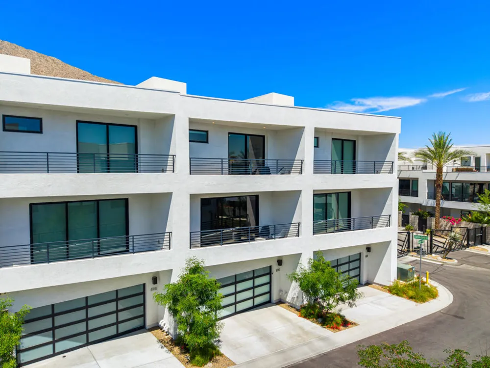 890 Cameron Center Drive Palm Springs, CA 92264