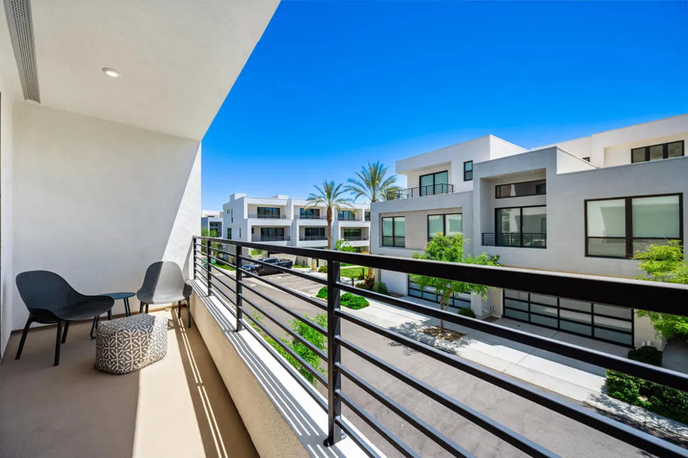 890 Cameron Center Drive Palm Springs, CA 92264