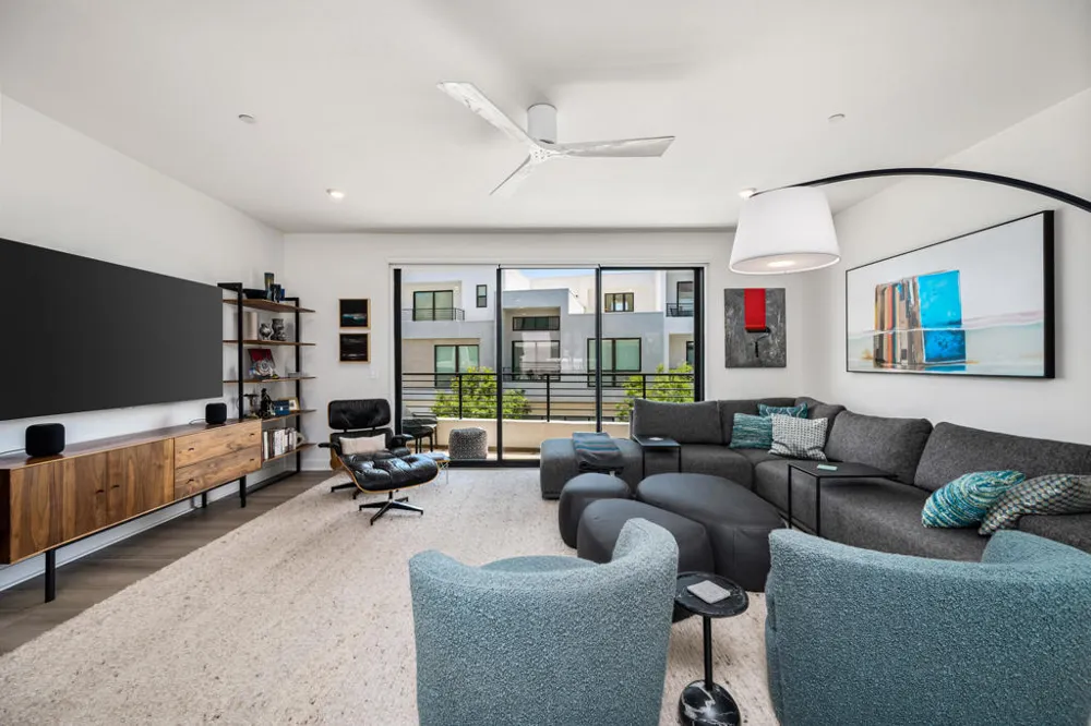 890 Cameron Center Drive Palm Springs, CA 92264