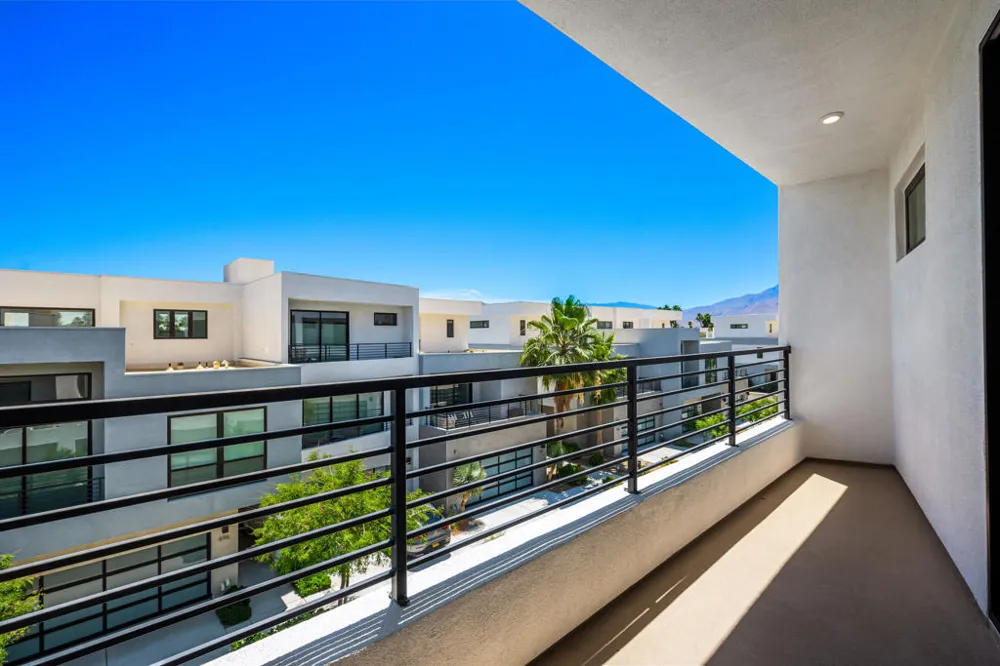 890 Cameron Center Drive Palm Springs, CA 92264