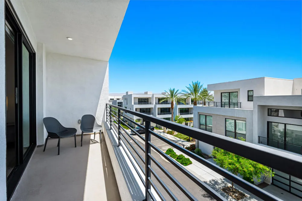 890 Cameron Center Drive Palm Springs, CA 92264