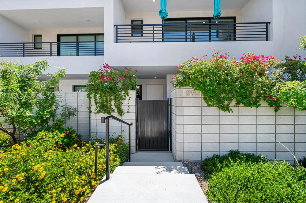 890 Cameron Center Drive Palm Springs, CA 92264