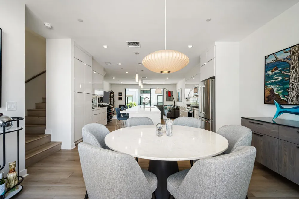 890 Cameron Center Drive Palm Springs, CA 92264