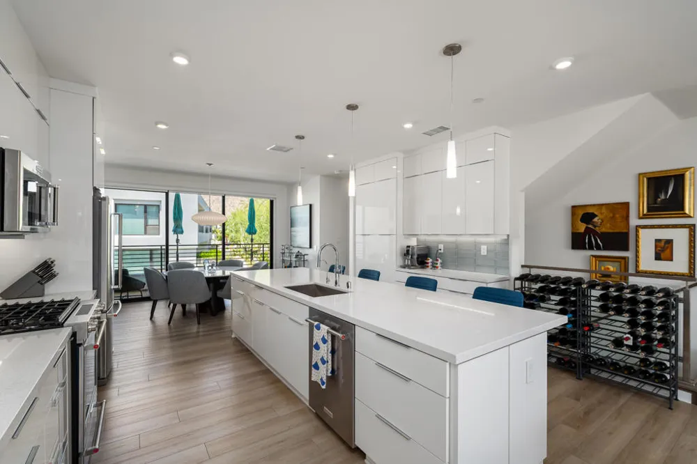 890 Cameron Center Drive Palm Springs, CA 92264