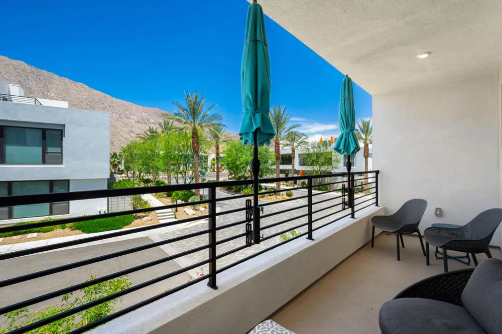 890 Cameron Center Drive Palm Springs, CA 92264