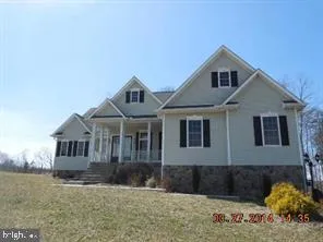 6315 LITTLE ACRES LANE