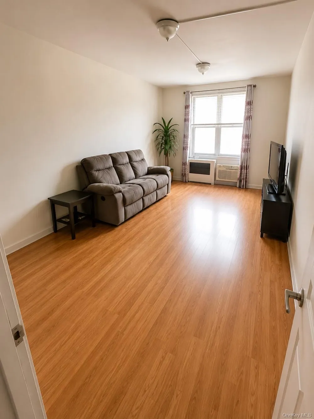 5133 Goldsmith Street #5A Elmhurst, NY 11373