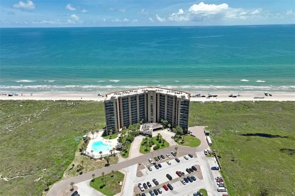 6745 Seacomber Drive #101 Port Aransas, TX 78373