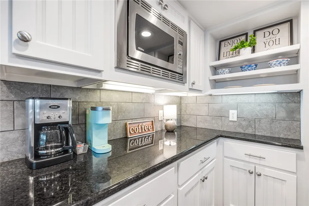 6745 Seacomber Drive #101 Port Aransas, TX 78373