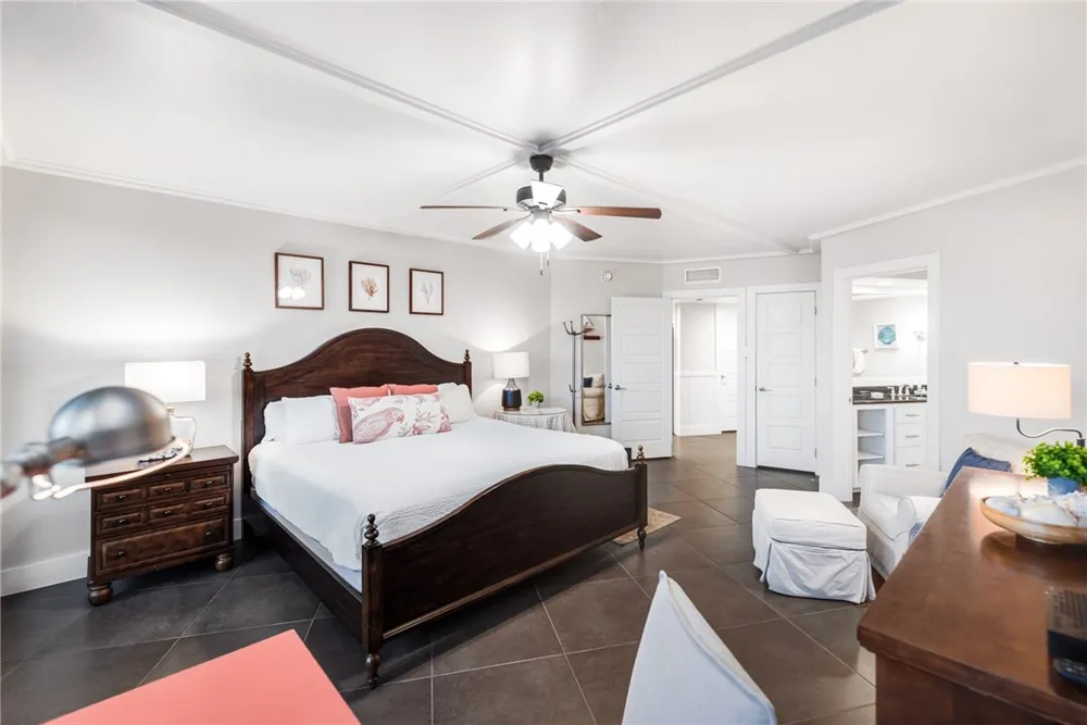 6745 Seacomber Drive #101 Port Aransas, TX 78373