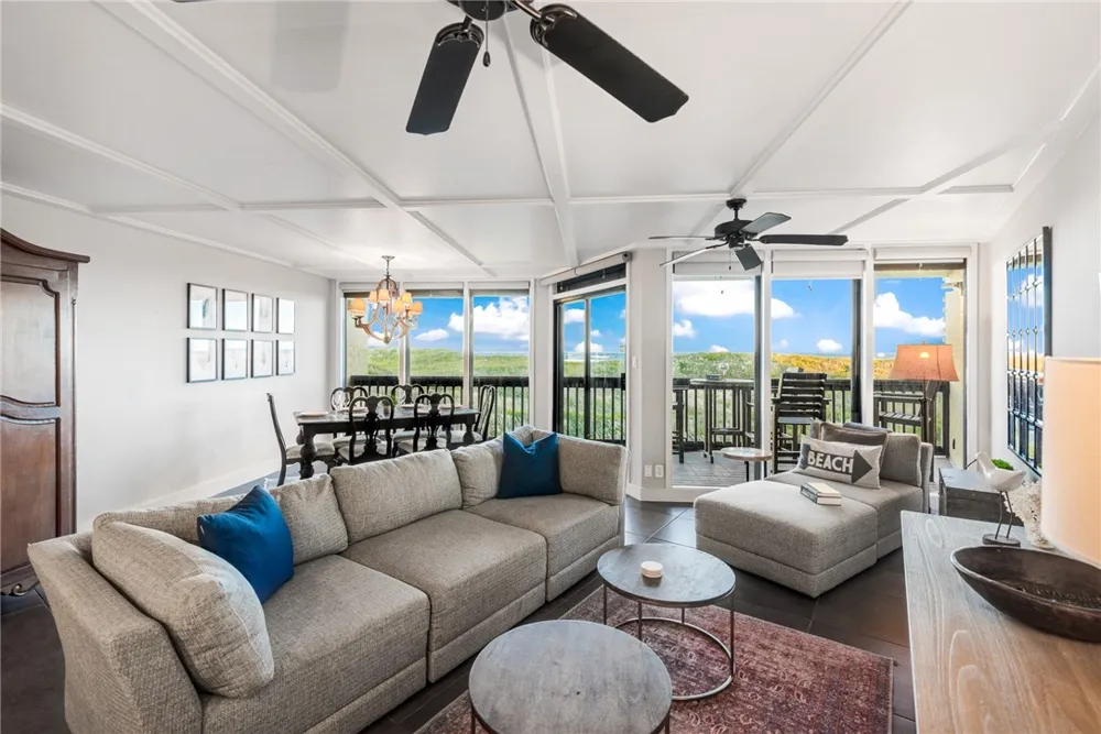 6745 Seacomber Drive #101 Port Aransas, TX 78373