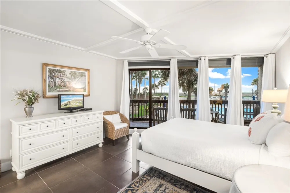 6745 Seacomber Drive #101 Port Aransas, TX 78373
