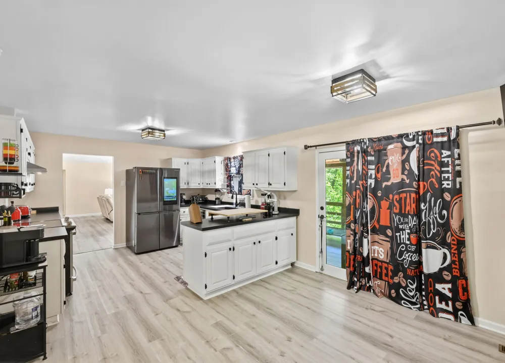 4110 Corinth Rd Lexington, TN 38351