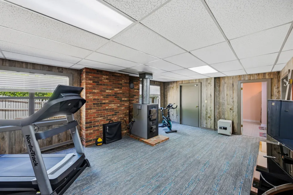 4110 Corinth Rd Lexington, TN 38351