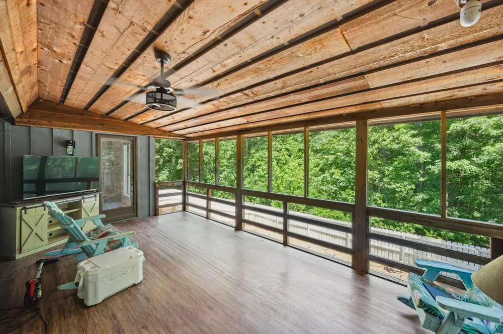 4110 Corinth Rd Lexington, TN 38351