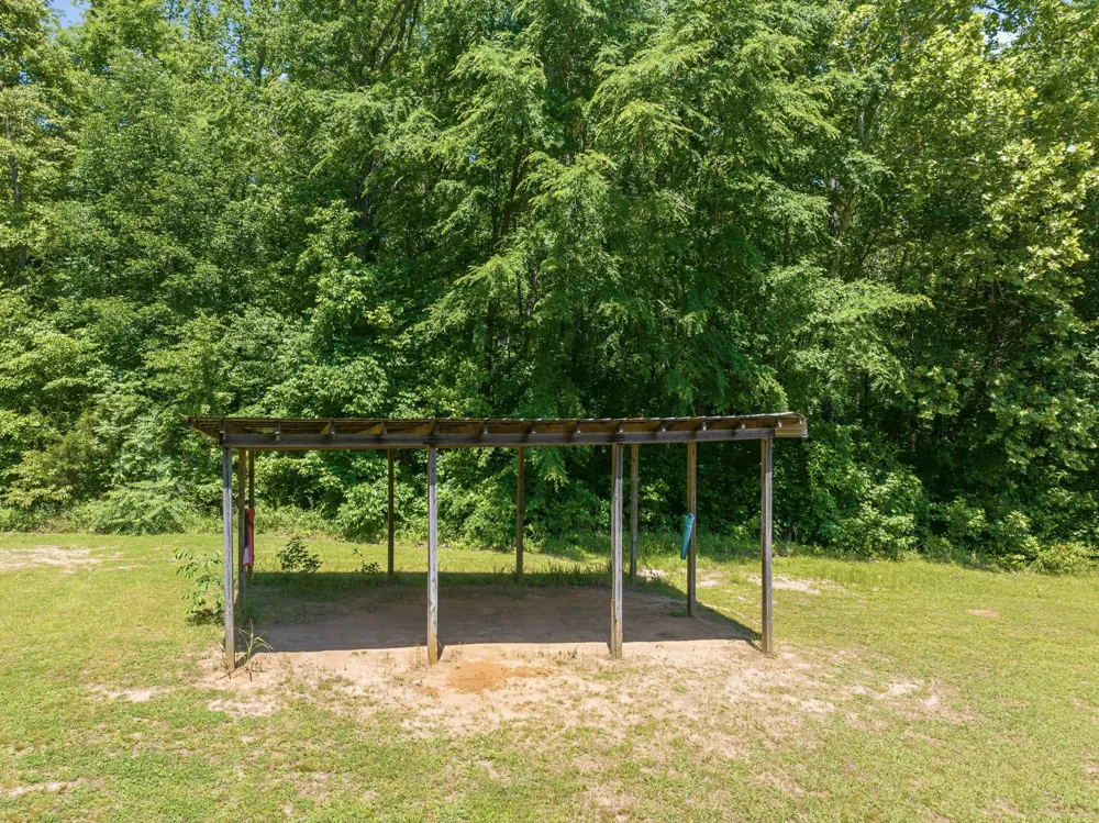 4110 Corinth Rd Lexington, TN 38351