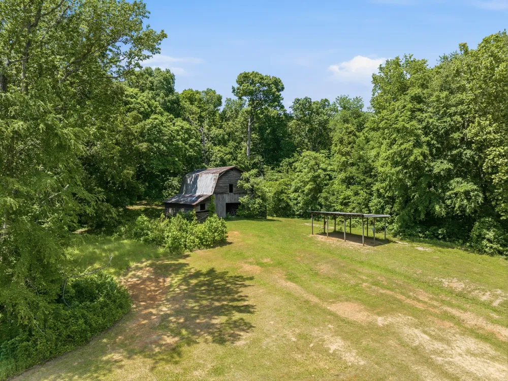 4110 Corinth Rd Lexington, TN 38351