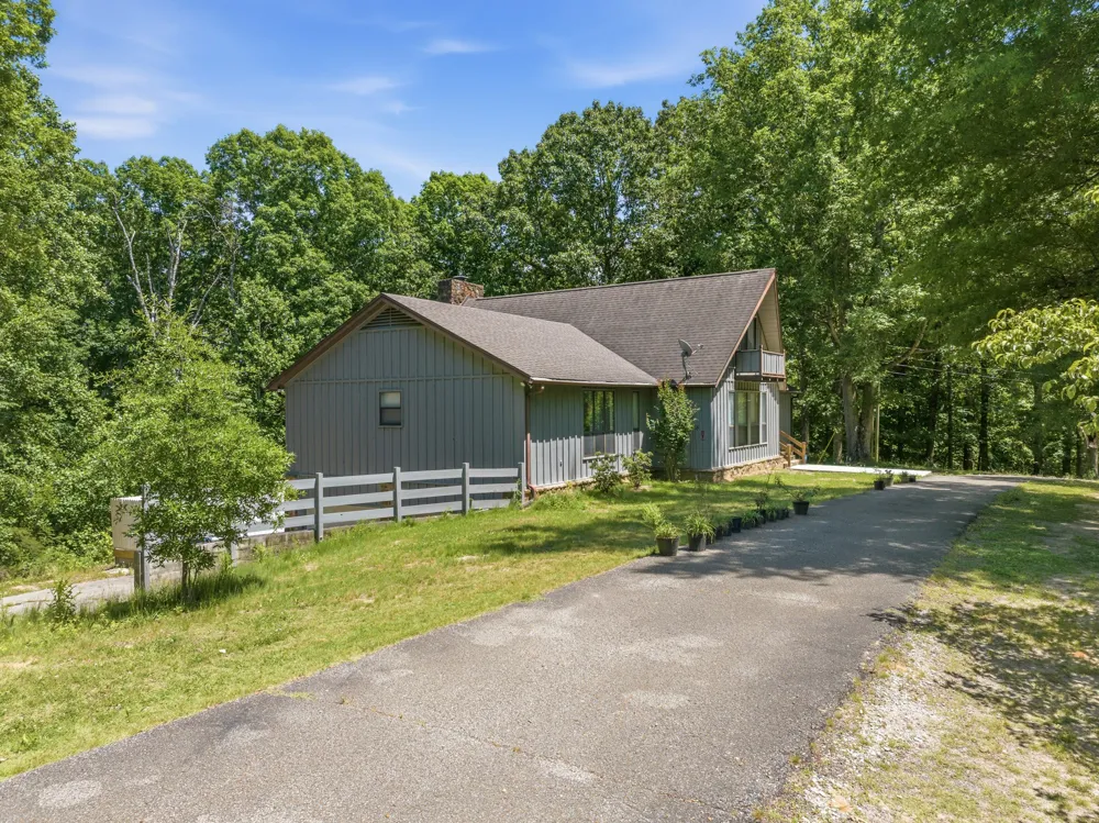 4110 Corinth Rd Lexington, TN 38351