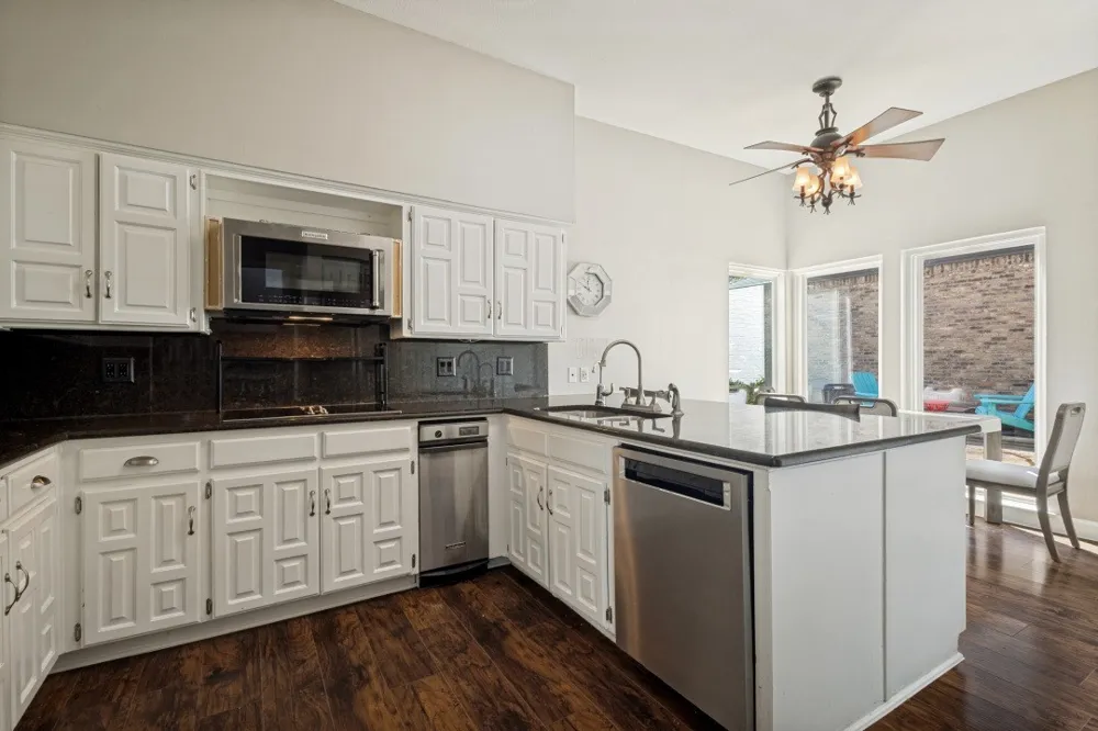 209 Oak Hill Drive Trophy Club, TX 76262