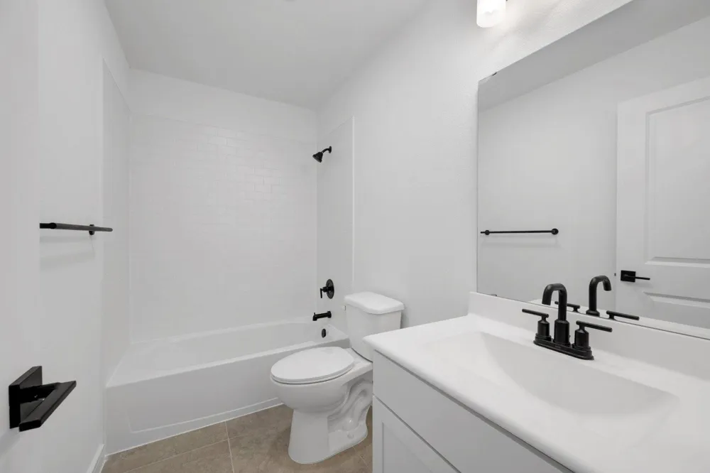 514 Cane Crossing Lake Drive Sealy, TX 77474