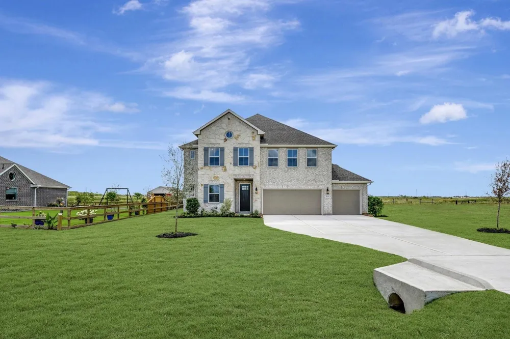 514 Cane Crossing Lake Drive Sealy, TX 77474