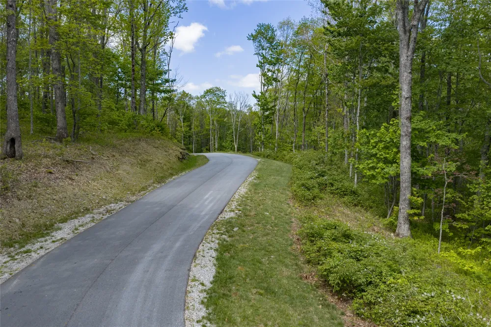 C47 Roaming Road Glenville, NC 28736