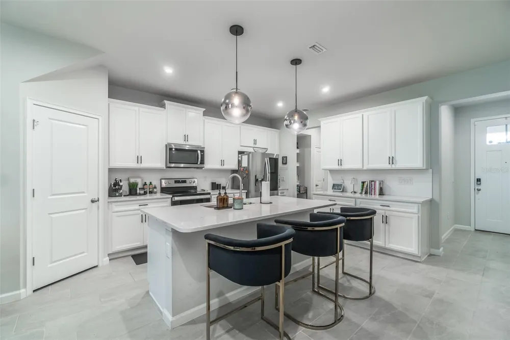 8518 PRIMROSE WILLOW PLACE Odessa, FL 33556