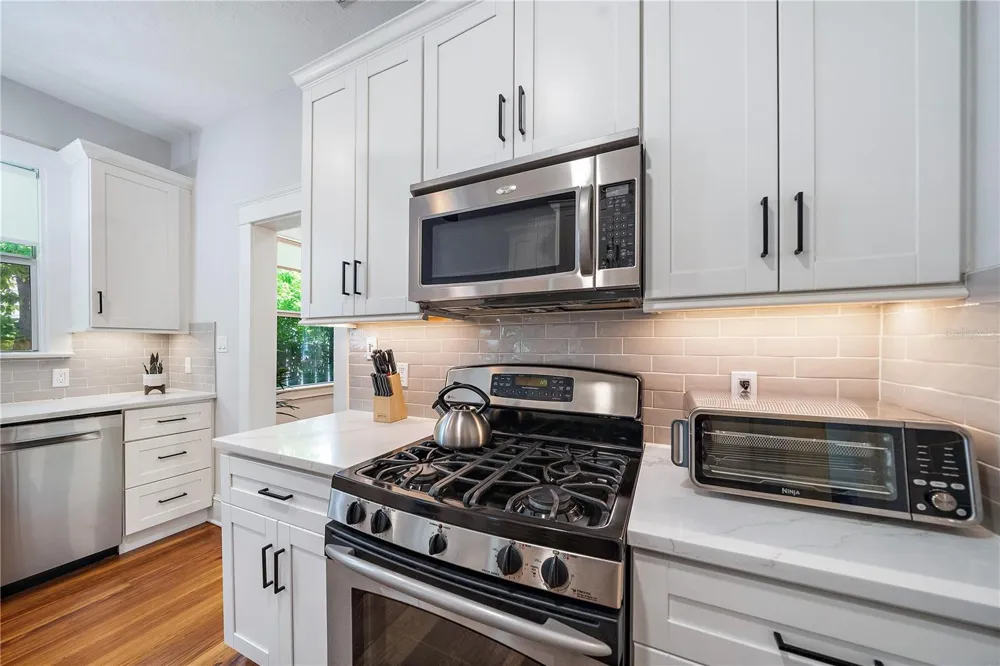 320 OHIO PLACE Sarasota, FL 34236