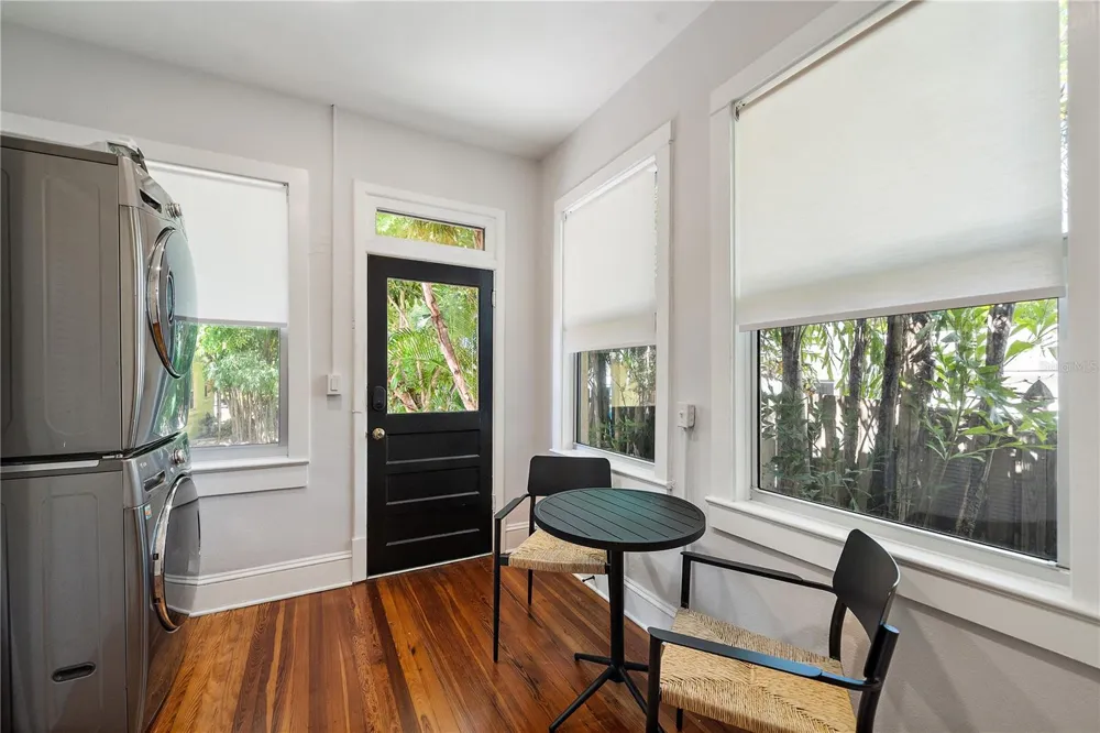 320 OHIO PLACE Sarasota, FL 34236