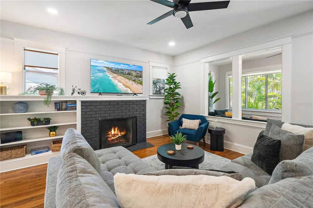 320 OHIO PLACE Sarasota, FL 34236