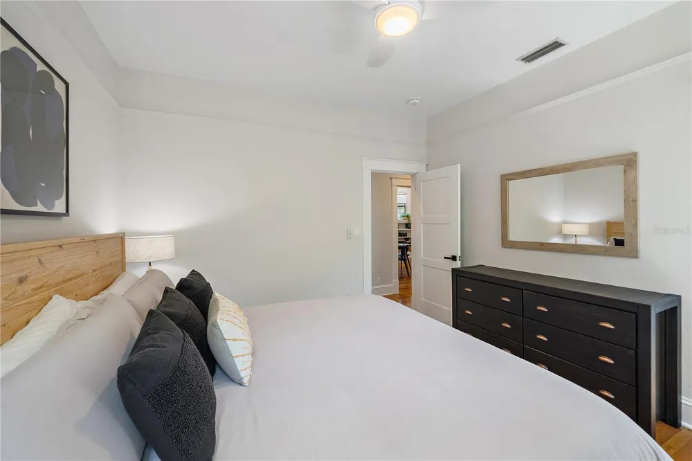 320 OHIO PLACE Sarasota, FL 34236