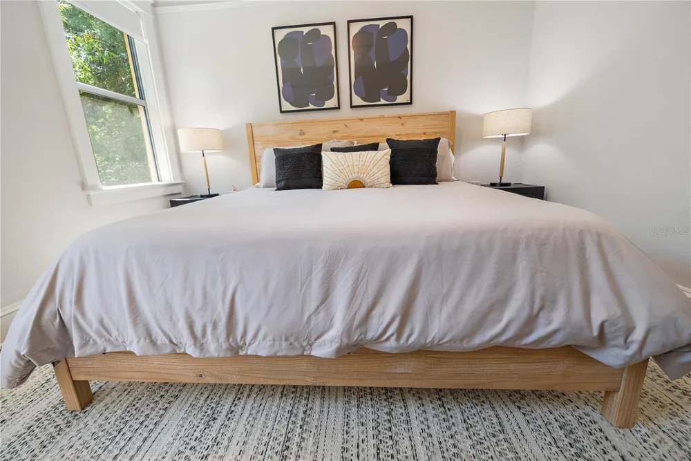 320 OHIO PLACE Sarasota, FL 34236