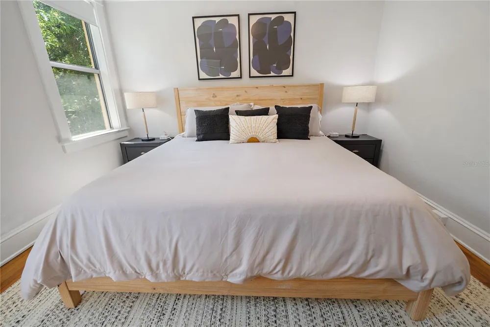 320 OHIO PLACE Sarasota, FL 34236